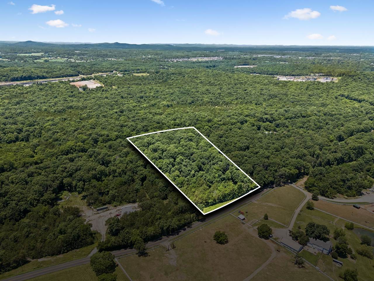 9346 Christiana Fosterville Rd - Photo 1