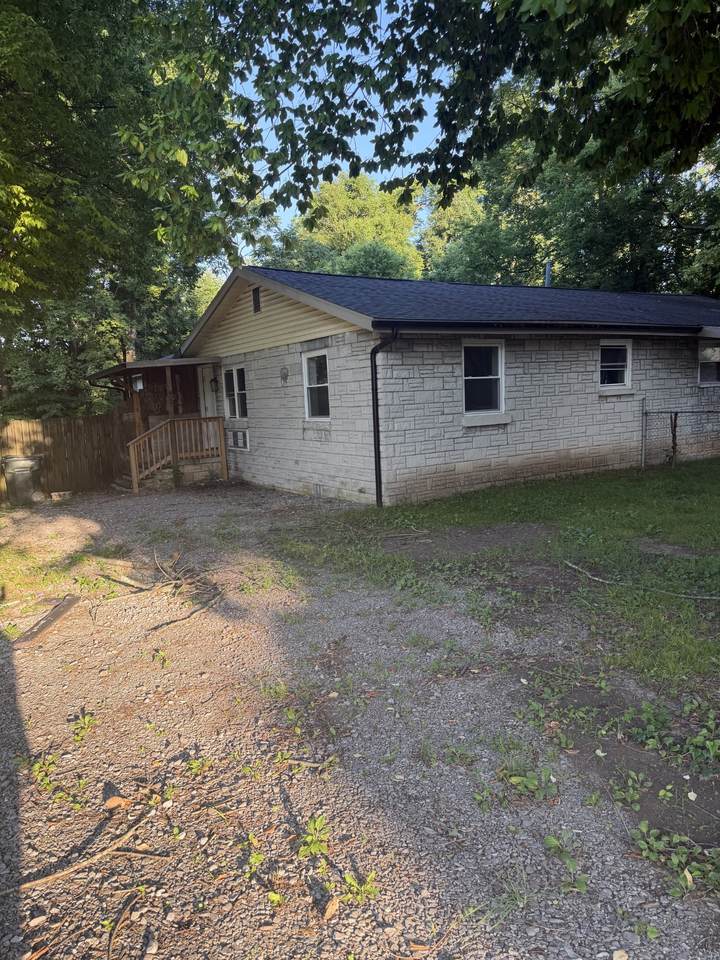 https://bt-photos.global.ssl.fastly.net/nashville/1280_boomver_1_RTC3246133-1.jpg