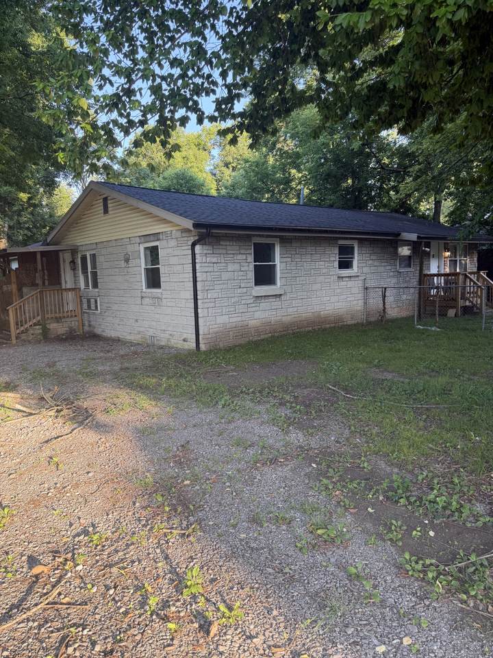 https://bt-photos.global.ssl.fastly.net/nashville/1280_boomver_1_RTC3246133-1.jpg