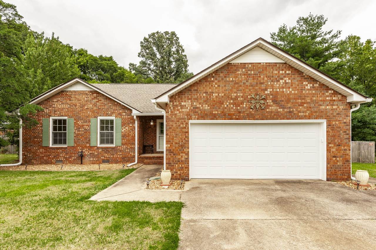 2514 Wellington Pl - Photo 1