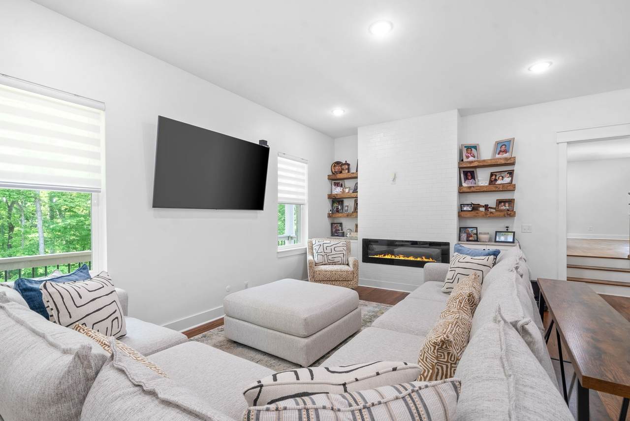 514 Doy Rd - Photo 1