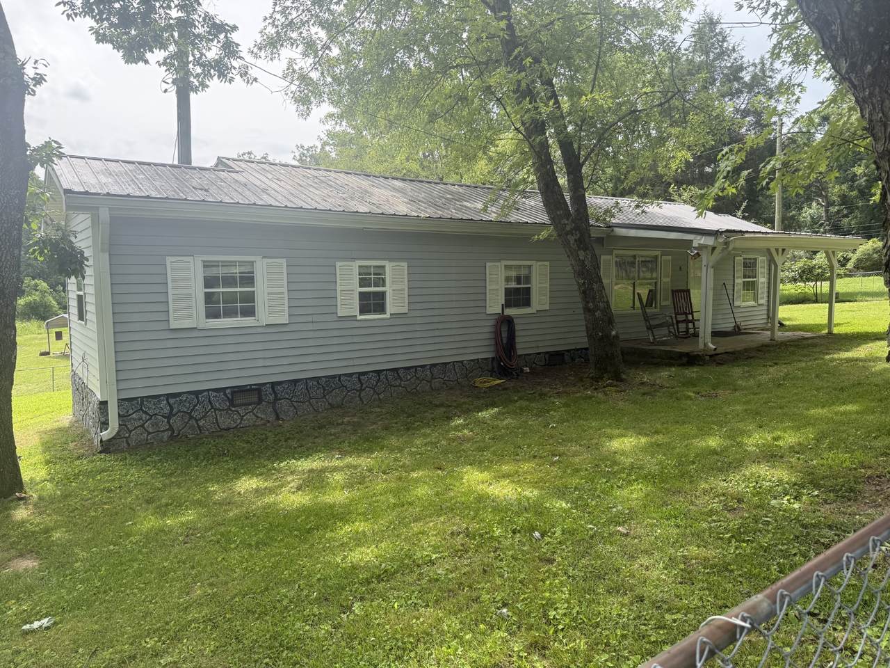 1284 Cotton Harris Rd - Photo 1
