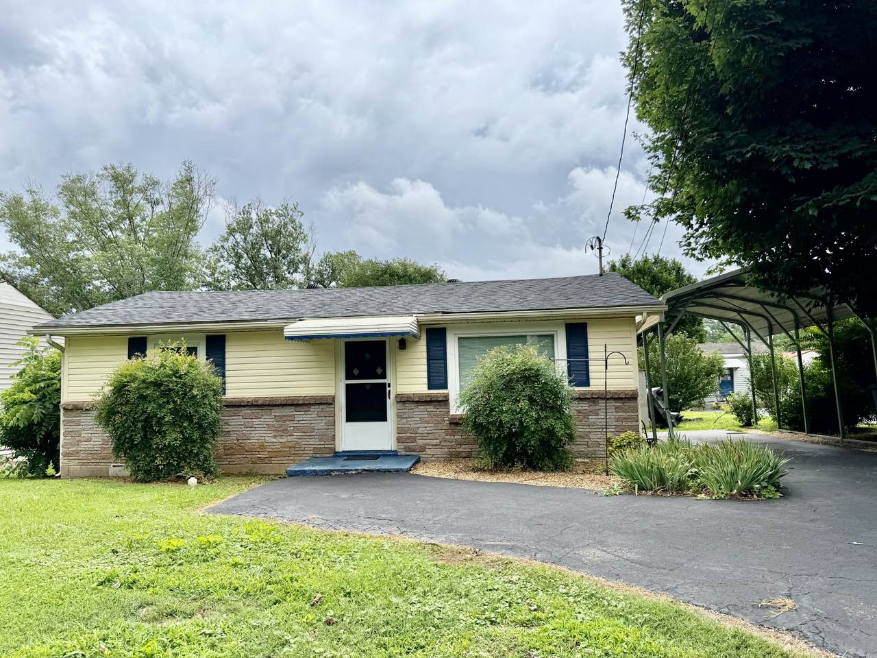 405 Old Morrison Rd - Photo 1