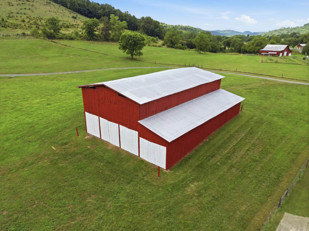 https://bt-photos.global.ssl.fastly.net/nashville/1280_boomver_1_RTC3246449-1.jpg