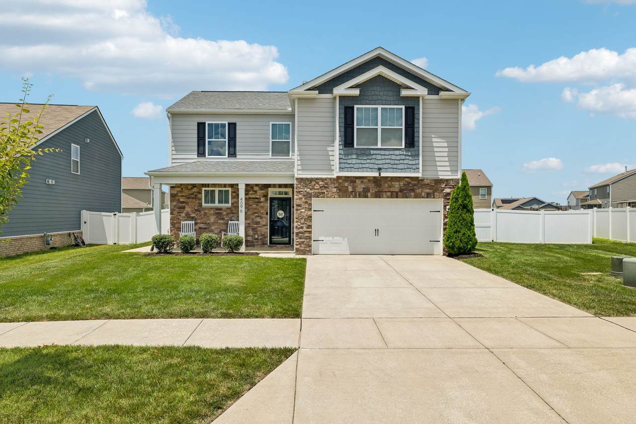 4096 Crossing Way - Photo 1