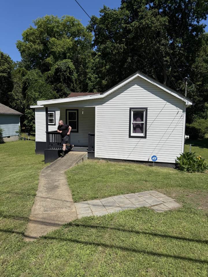 https://bt-photos.global.ssl.fastly.net/nashville/1280_boomver_1_RTC3246512-1.jpg