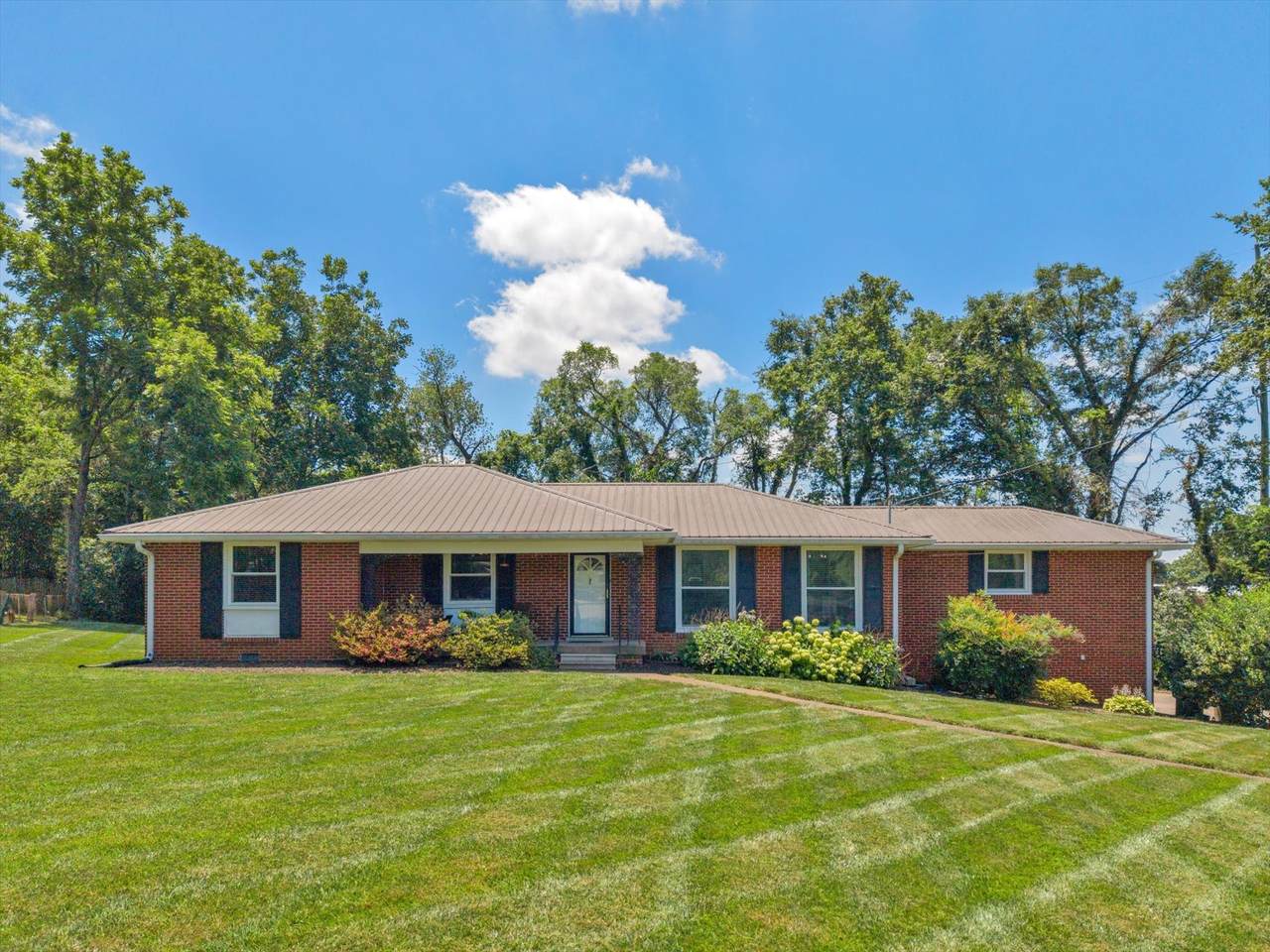 2801 Capella Ct - Photo 1