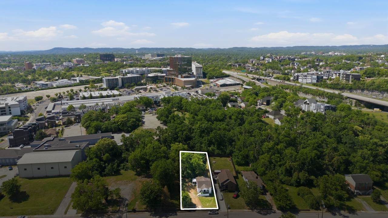 2821 Georgia Ave - Photo 1