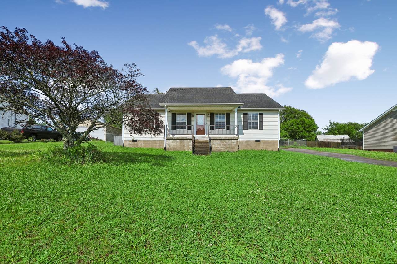 1131 Dodson Dr - Photo 1
