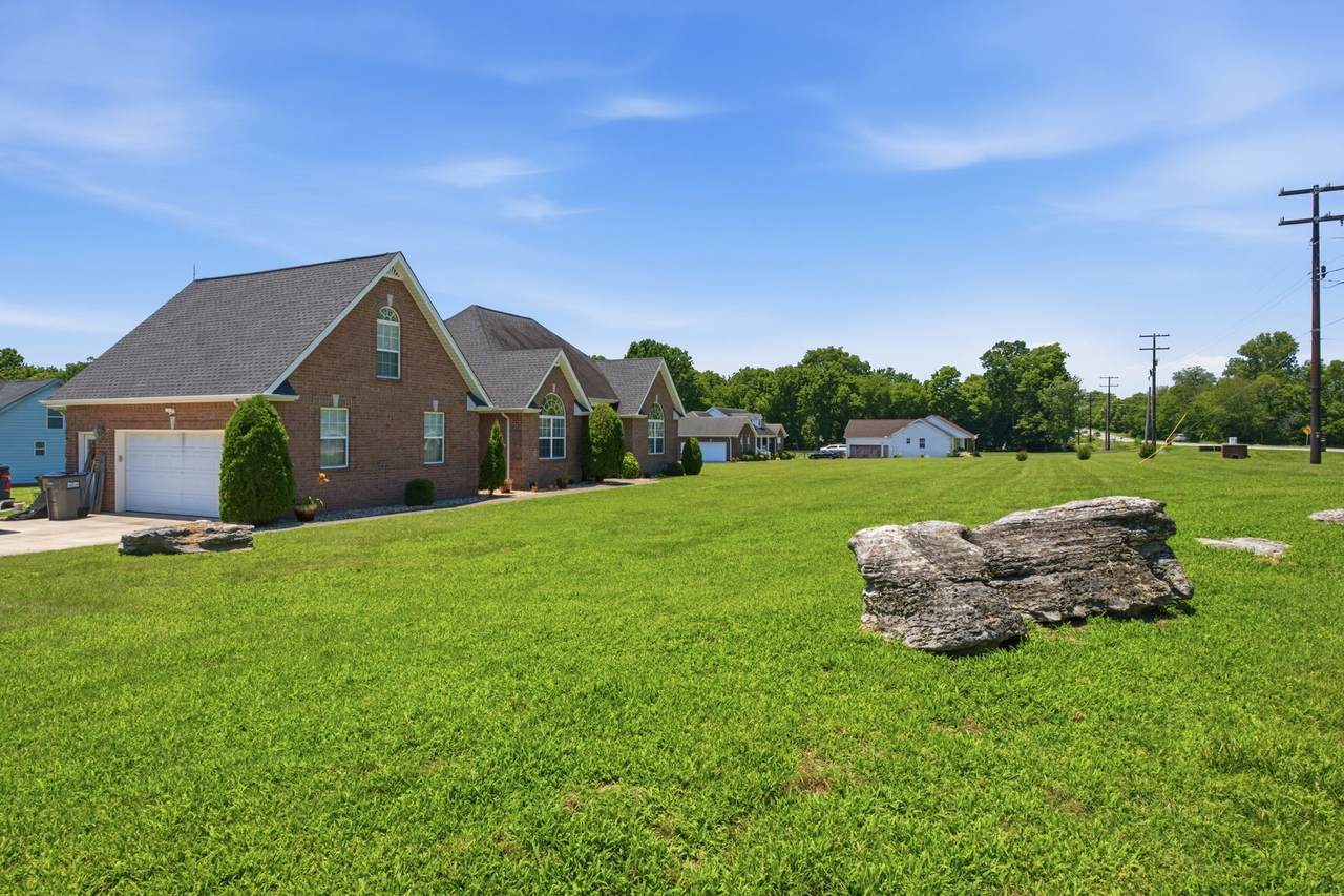 https://bt-photos.global.ssl.fastly.net/nashville/1280_boomver_1_RTC3246579-1.jpg