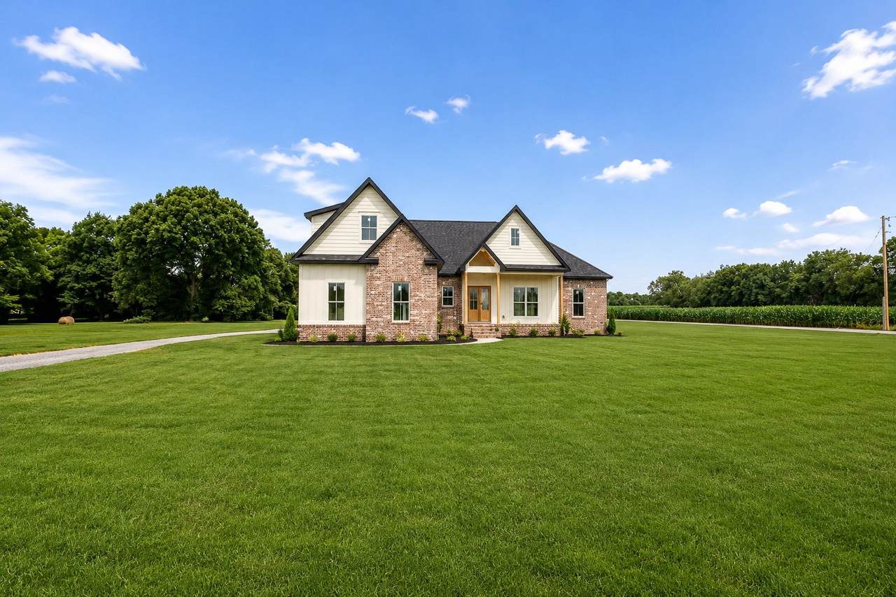3371 Midland Road - Photo 1