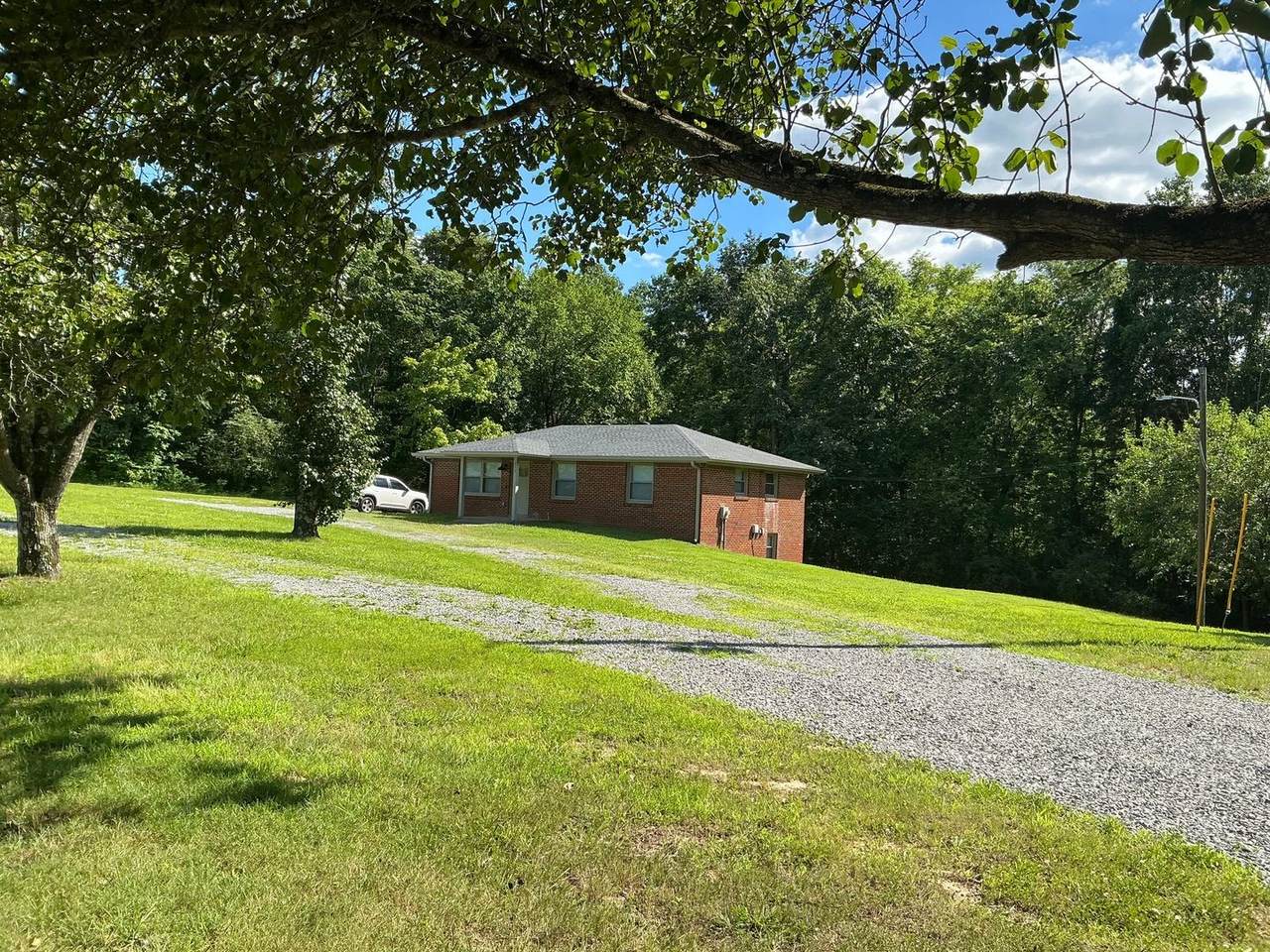 https://bt-photos.global.ssl.fastly.net/nashville/1280_boomver_1_RTC3246725-1.jpg