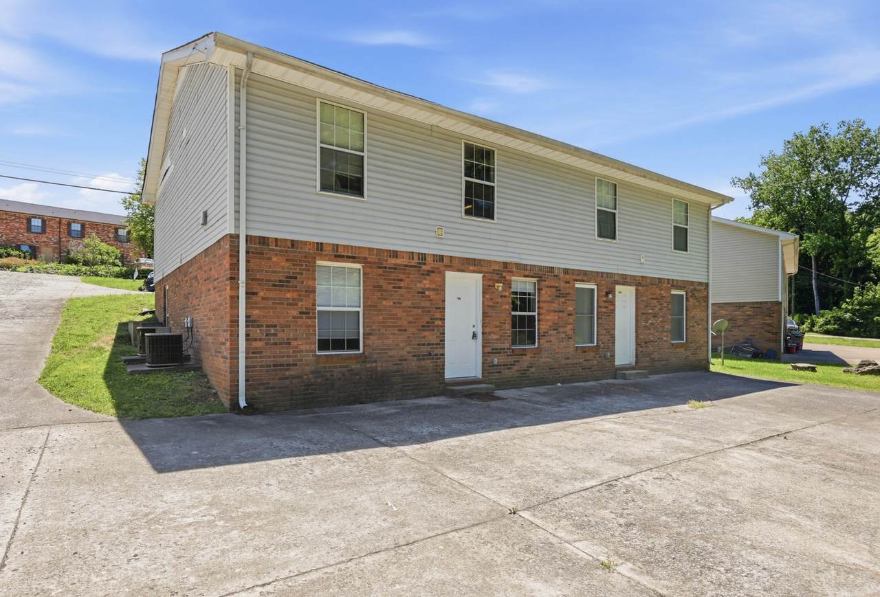 705 Peachers Dr - Photo 1