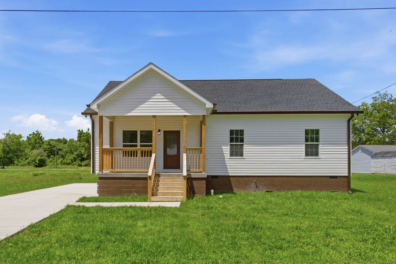 209 Armstrong St - Photo 1