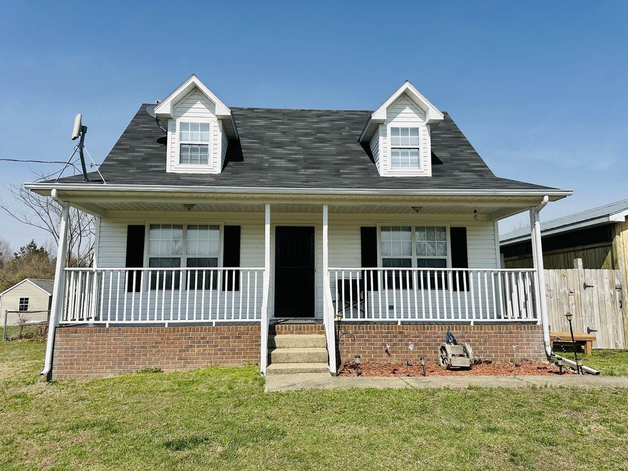 https://bt-photos.global.ssl.fastly.net/nashville/orig_boomver_1_RTC3247167-1.jpg