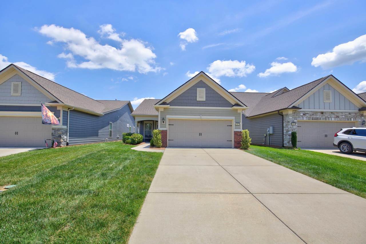 1917 Fayette Ct - Photo 1