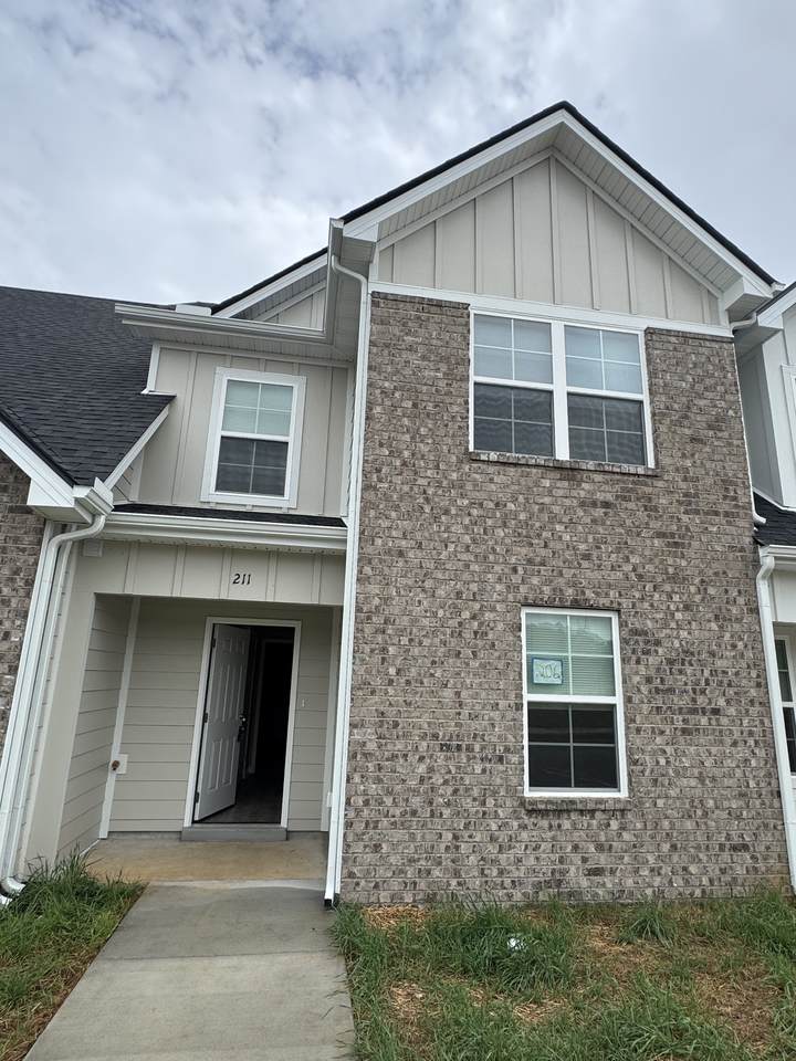 211 Mountaindale Dr - Photo 1