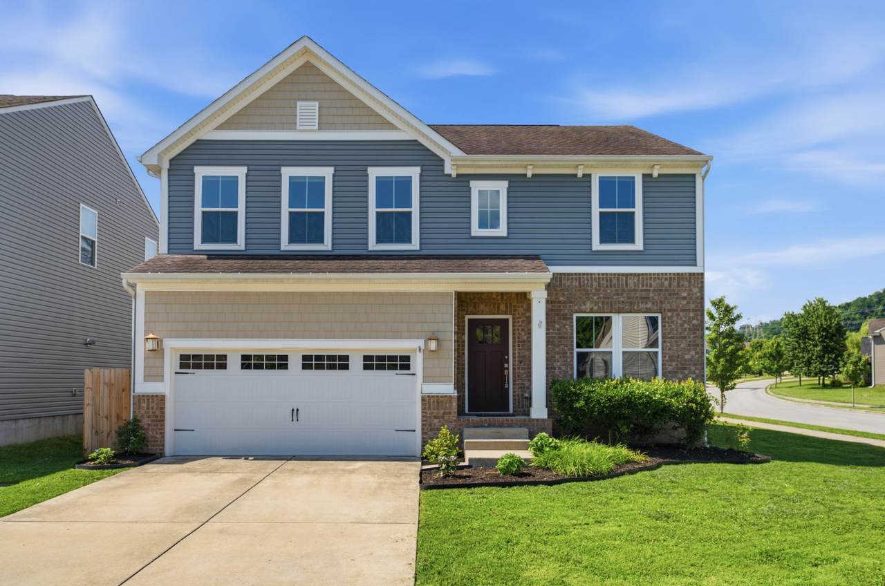 1568 Brockton Ln - Photo 1