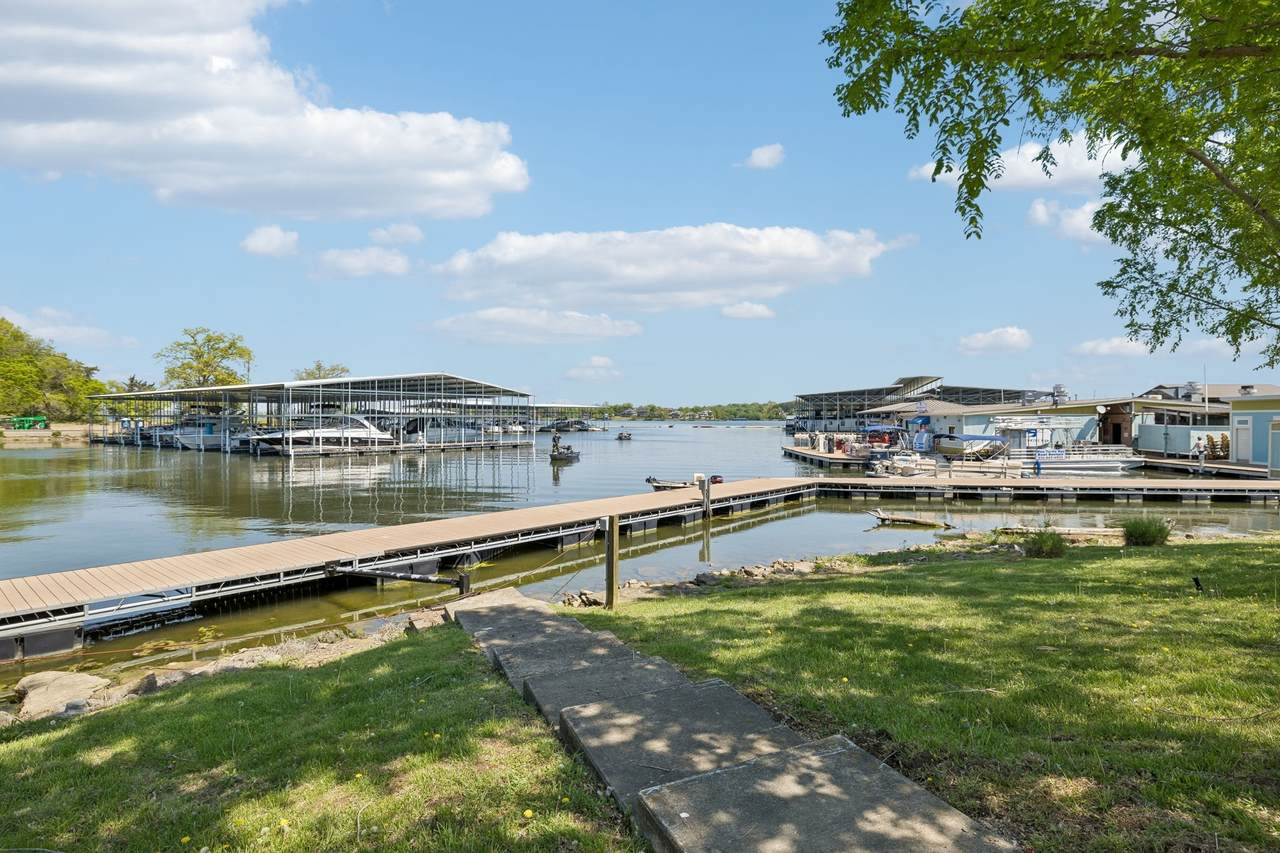 1806 Riverside Rd - Photo 1