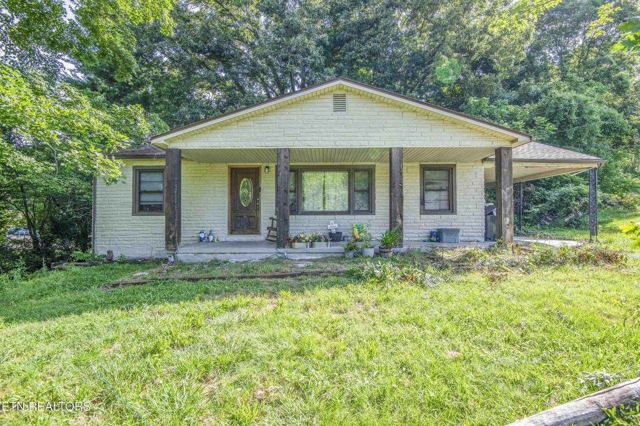 325 W Hills Drive - Photo 1