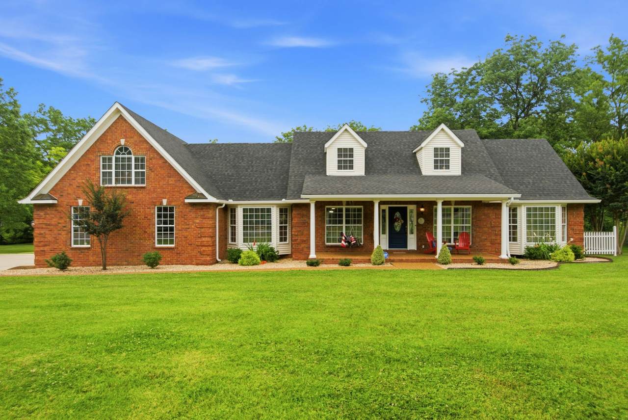 318 Walnut Ct - Photo 1