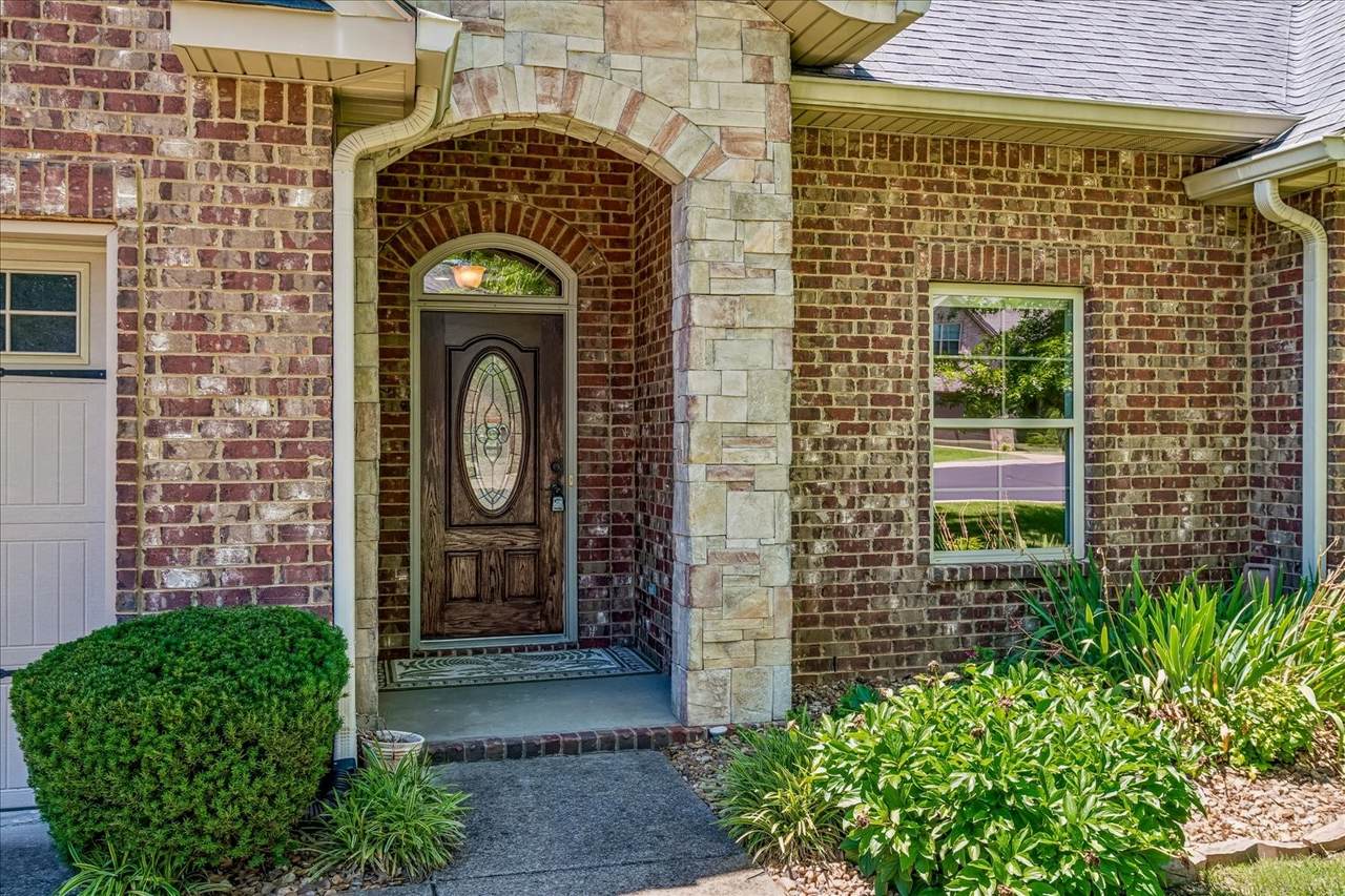 https://bt-photos.global.ssl.fastly.net/nashville/1280_boomver_1_RTC3247686-1.jpg