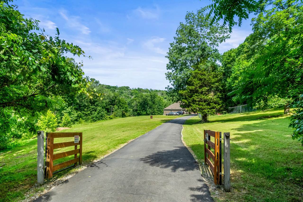 https://bt-photos.global.ssl.fastly.net/nashville/1280_boomver_1_RTC3248255-1.jpg