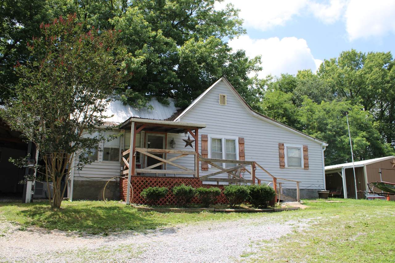 93 W Green Hill Rd - Photo 1