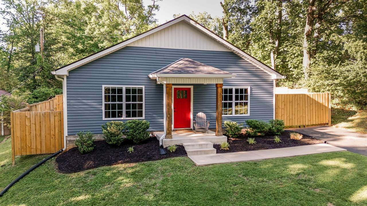711 Ridgecrest Drive - Photo 1