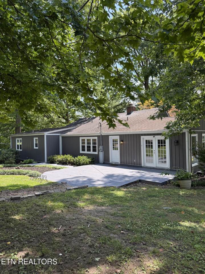 142 W Norris Rd - Photo 1