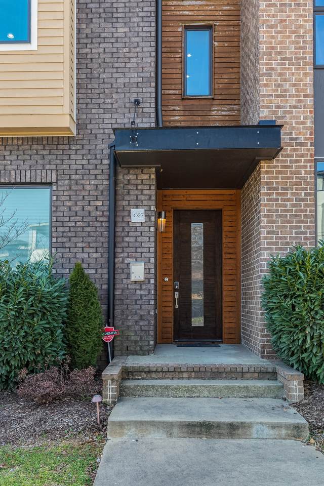 1027 Wedgewood Ave - Photo 1