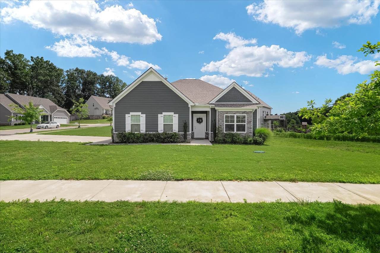 1023 Wiseman Farm Rd - Photo 1