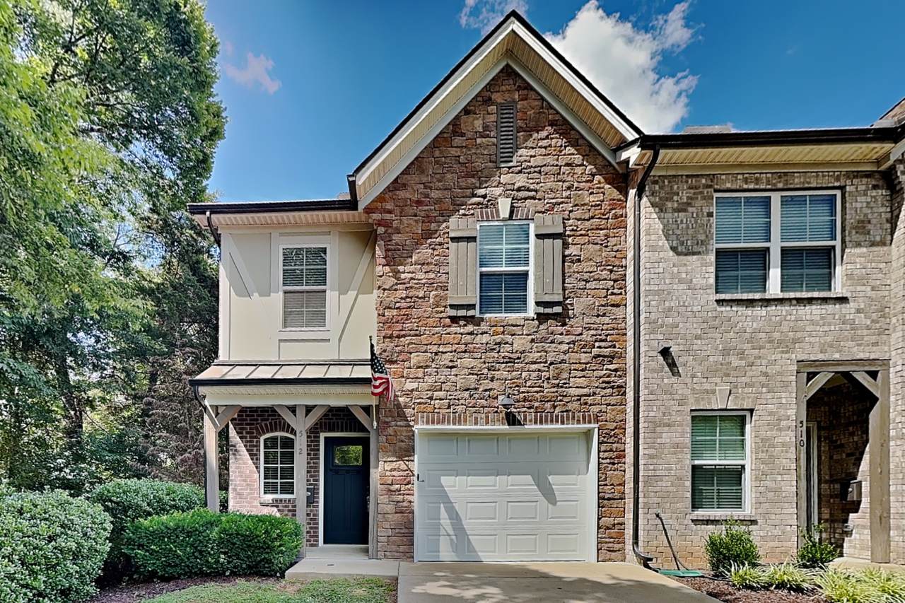 512 Hickory Leaf Ct - Photo 1