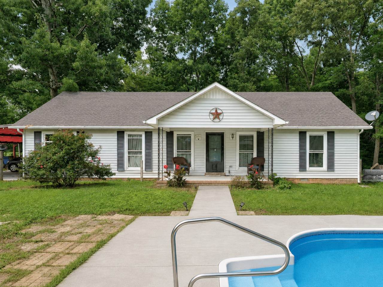 144 Shady Grove Rd - Photo 1
