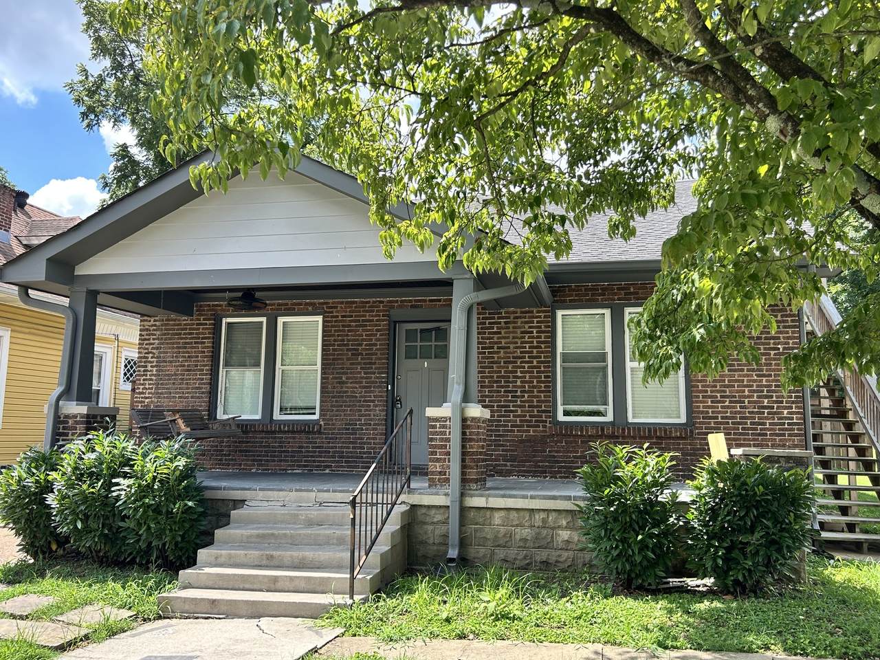 1114 Sharpe Ave - Photo 1