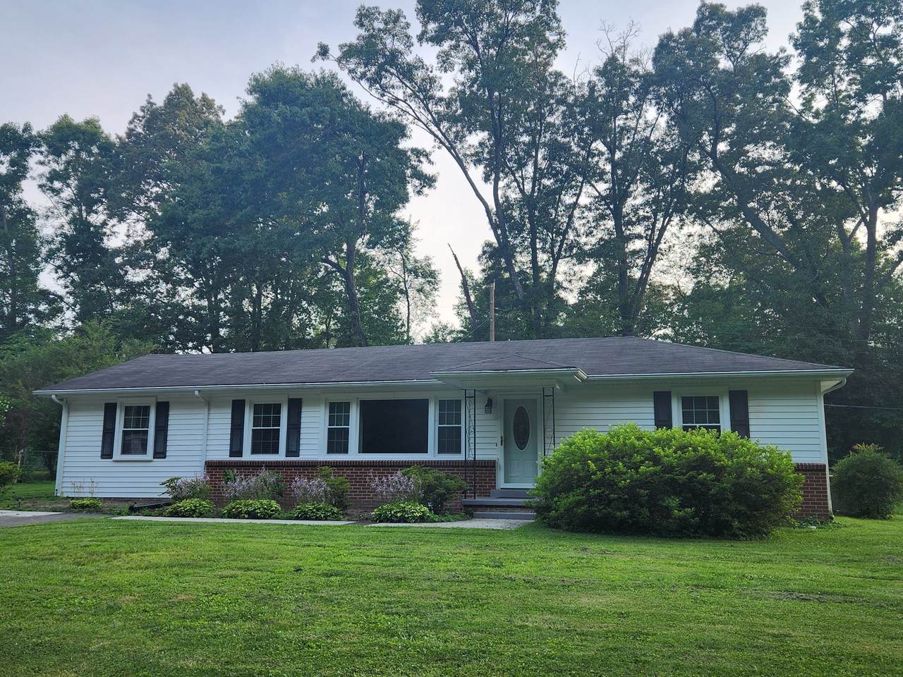 1200 Harton Blvd - Photo 1