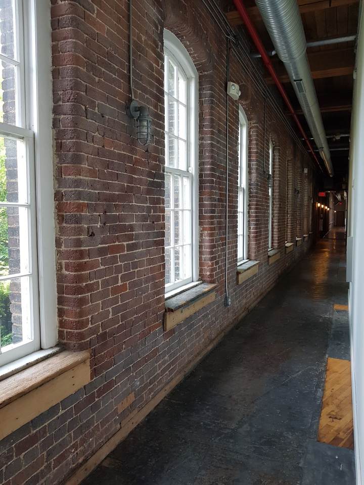 https://bt-photos.global.ssl.fastly.net/nashville/1280_boomver_1_RTC3250500-1.jpg