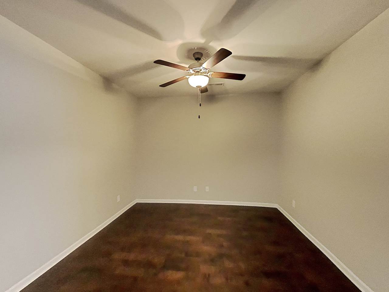 https://bt-photos.global.ssl.fastly.net/nashville/1280_boomver_1_RTC3250503-1.jpg