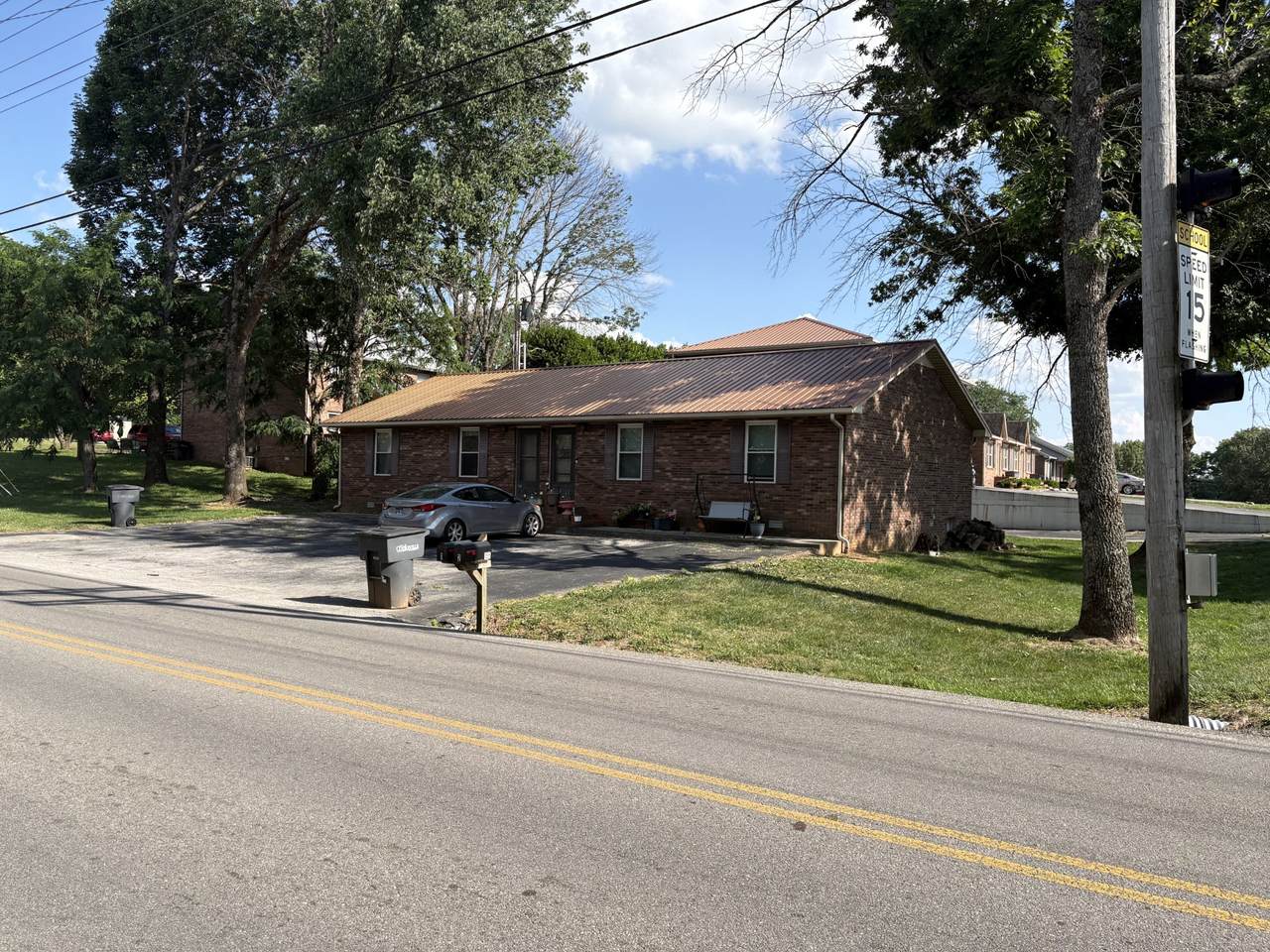 155 E Jere Whitson Rd - Photo 1