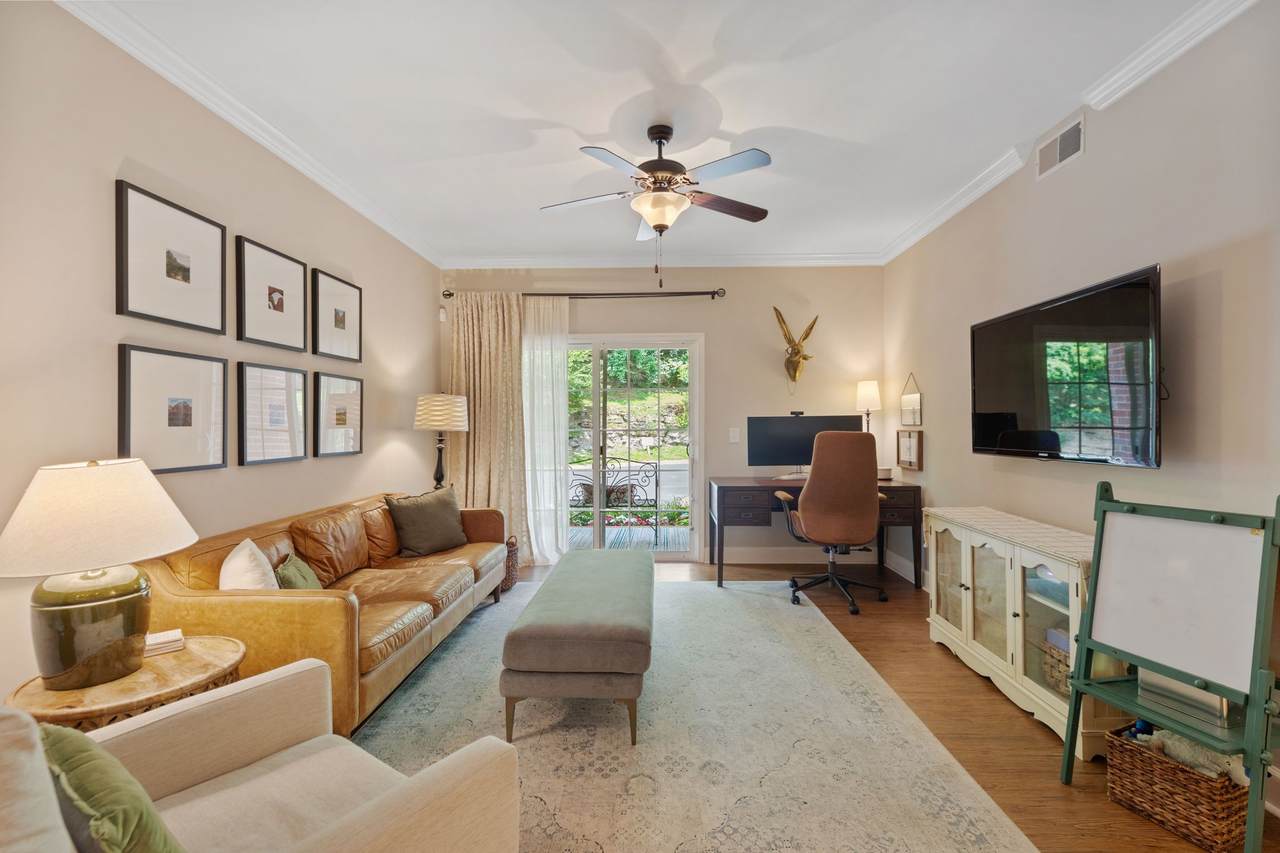 4847 Bevendean Dr - Photo 1