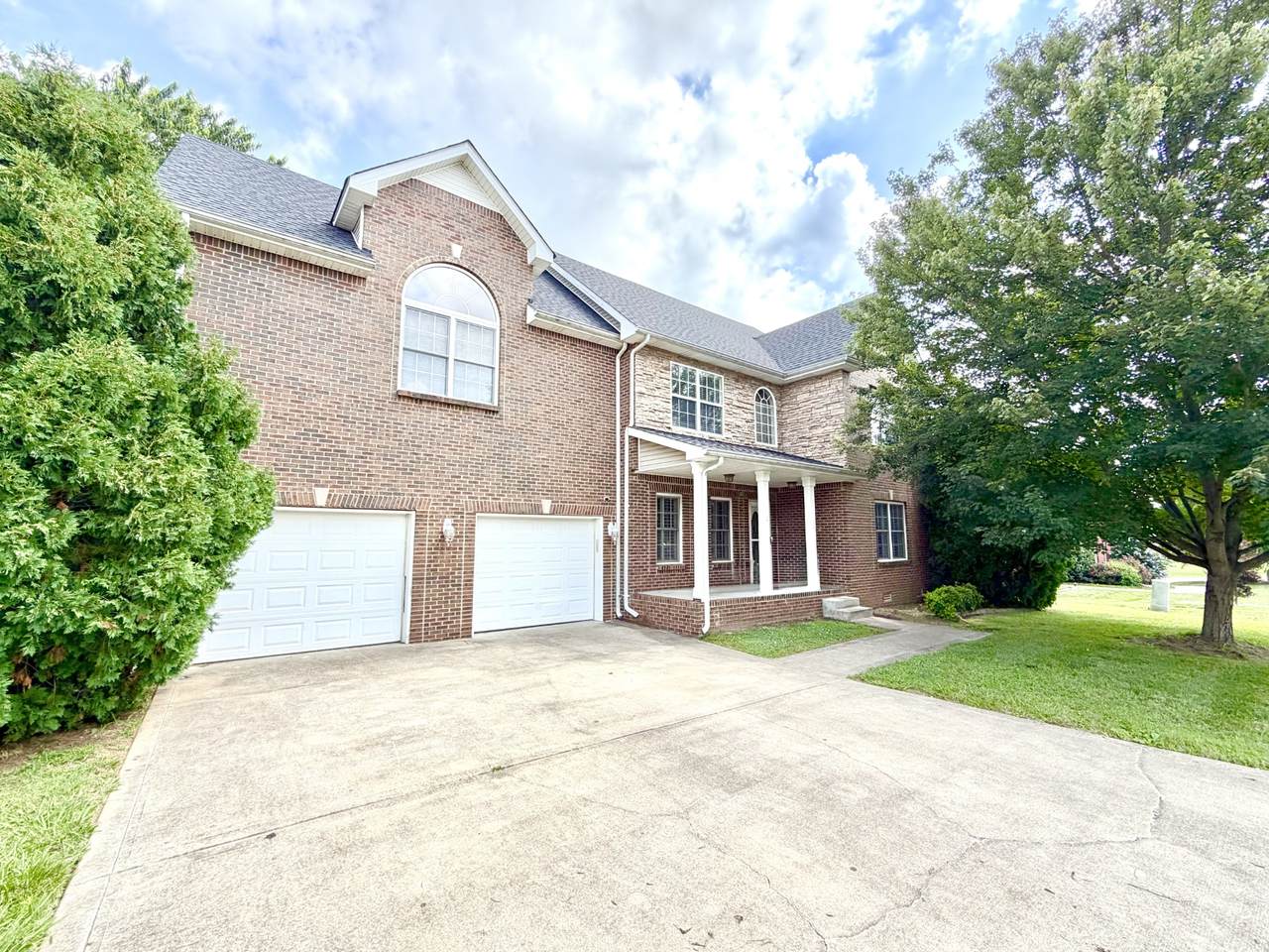 https://bt-photos.global.ssl.fastly.net/nashville/1280_boomver_1_RTC3251030-1.jpg