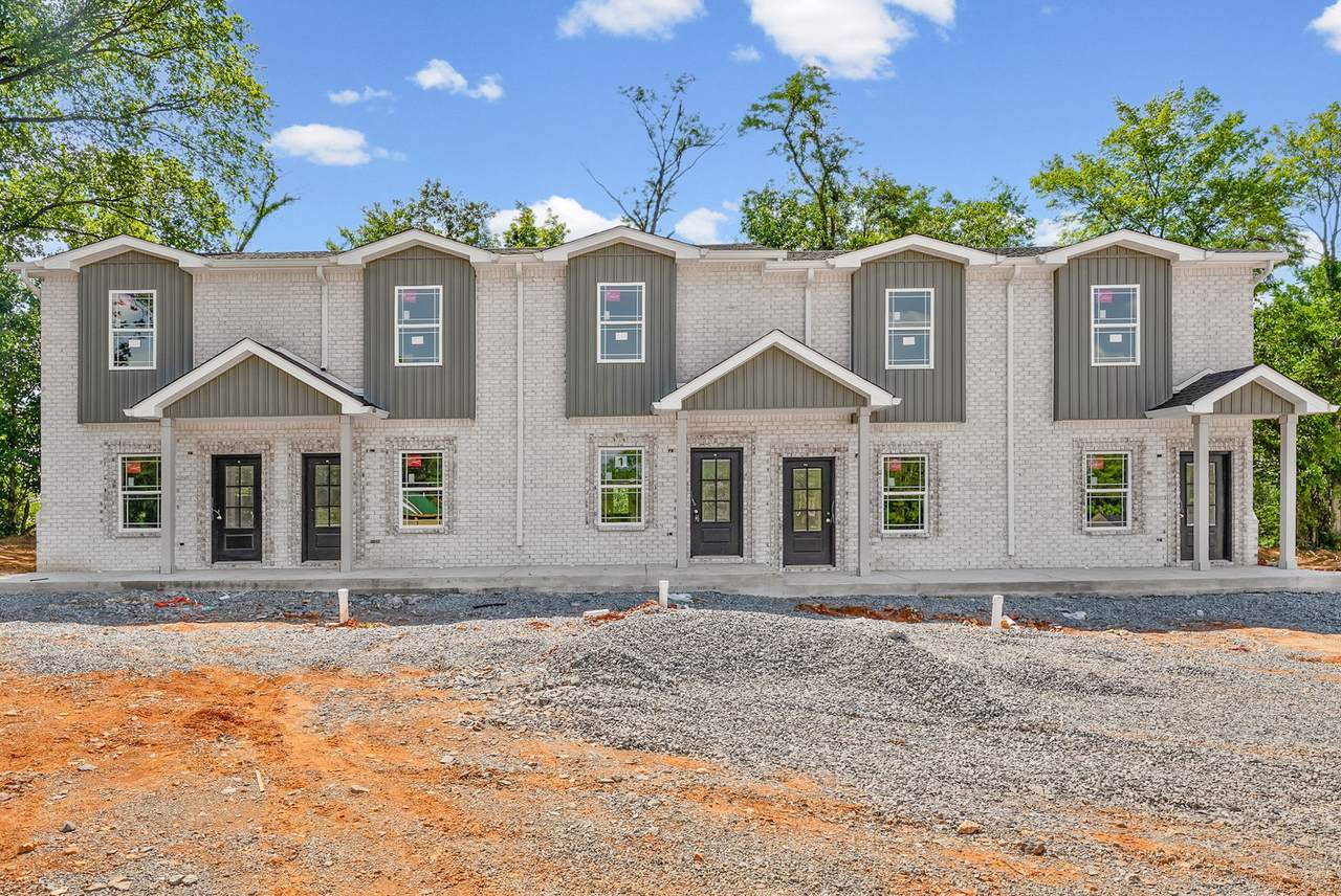 601 Mann Cir - Photo 1