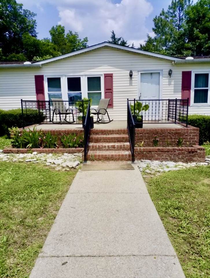 https://bt-photos.global.ssl.fastly.net/nashville/1280_boomver_1_RTC3251528-1.jpg