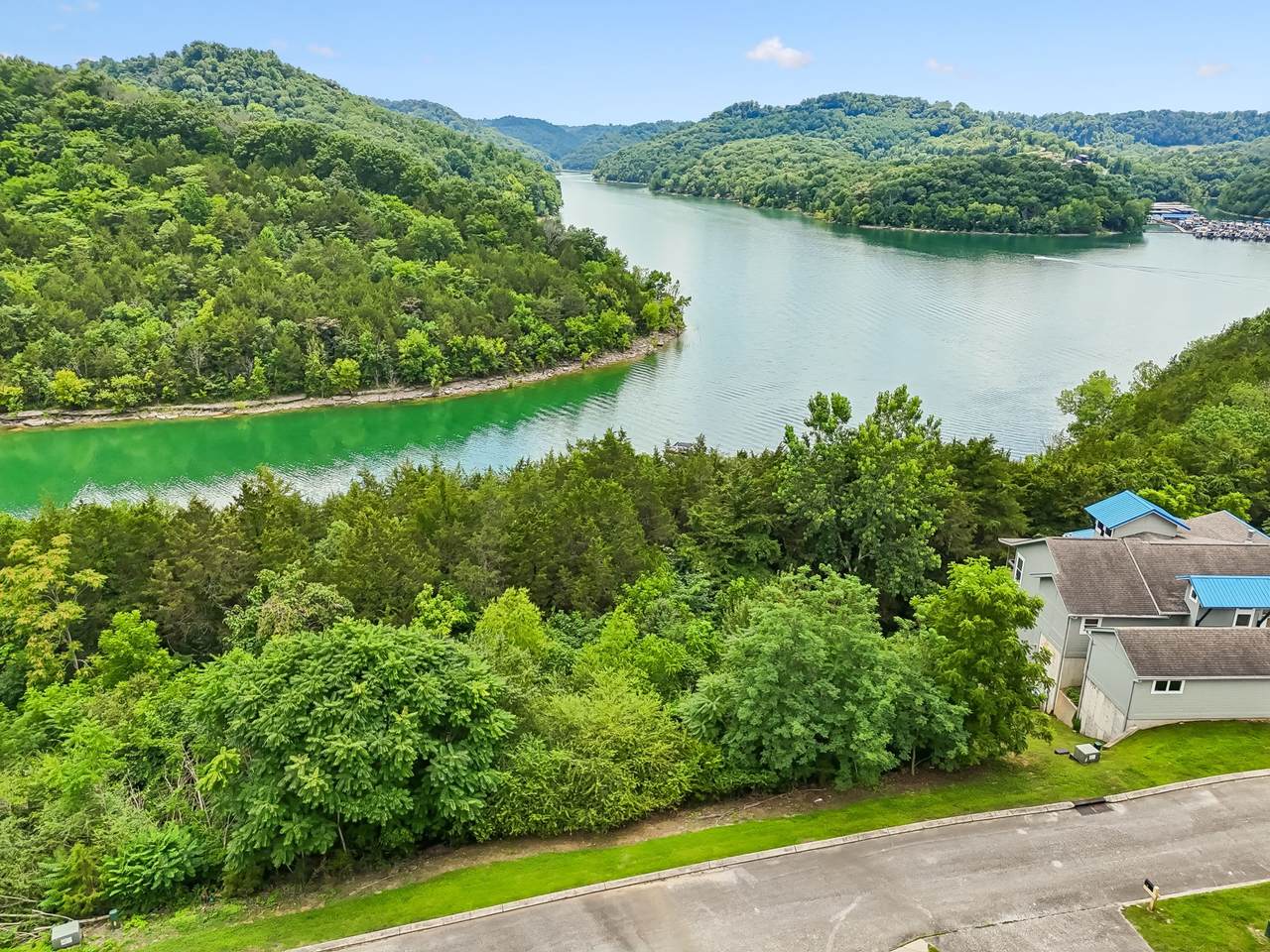 https://bt-photos.global.ssl.fastly.net/nashville/1280_boomver_1_RTC3251633-1.jpg