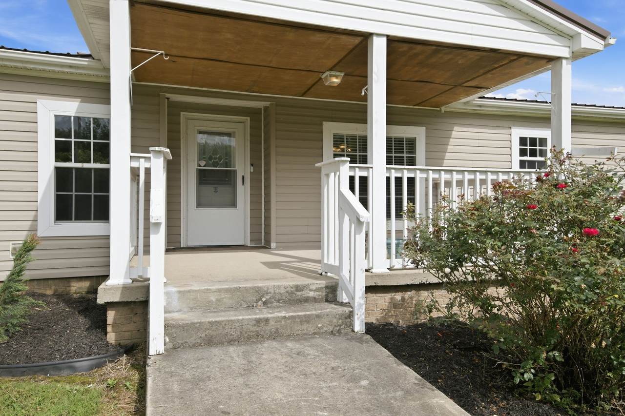2594 Sylvia Rd - Photo 1