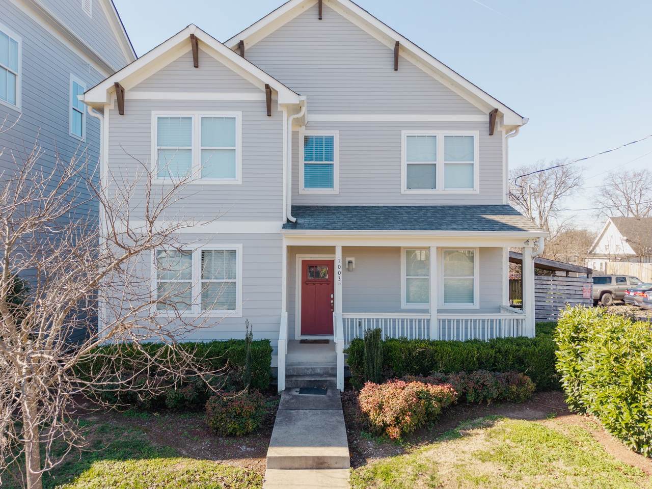 1003 51st Ave - Photo 1
