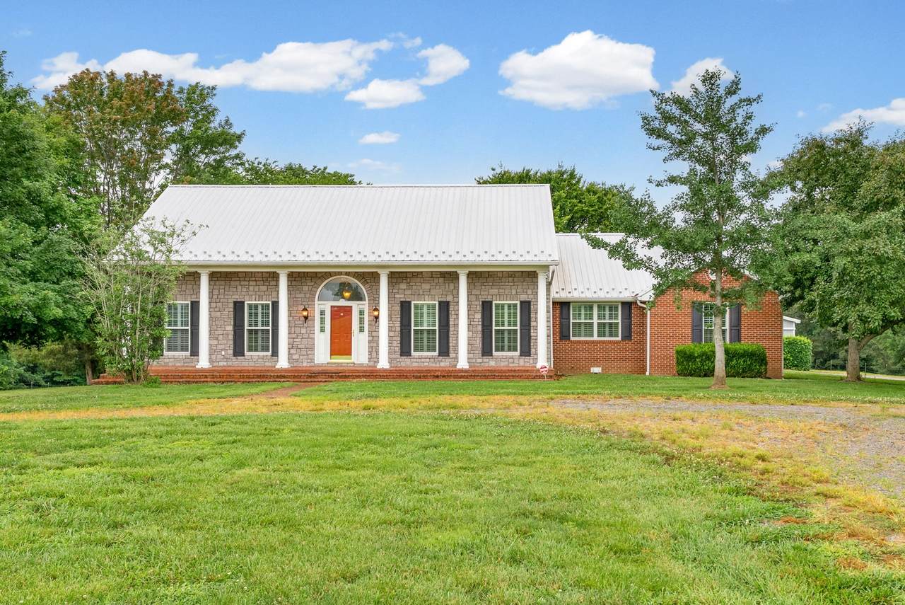 1855 Kings Chapel Rd - Photo 1