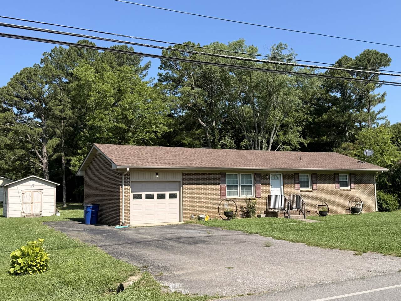 921 Horse Mountain Rd - Photo 1