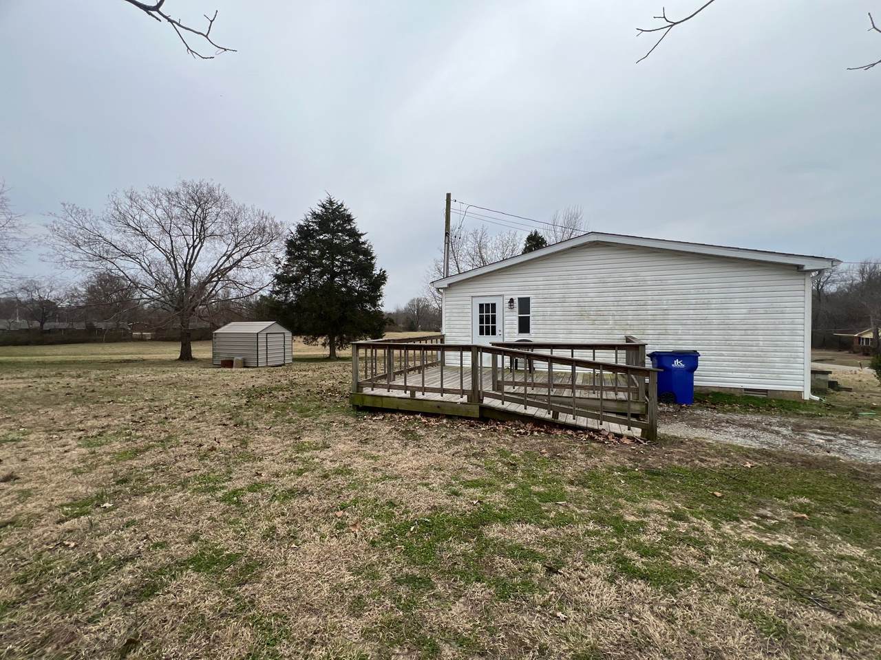 https://bt-photos.global.ssl.fastly.net/nashville/1280_boomver_1_RTC3255015-1.jpg