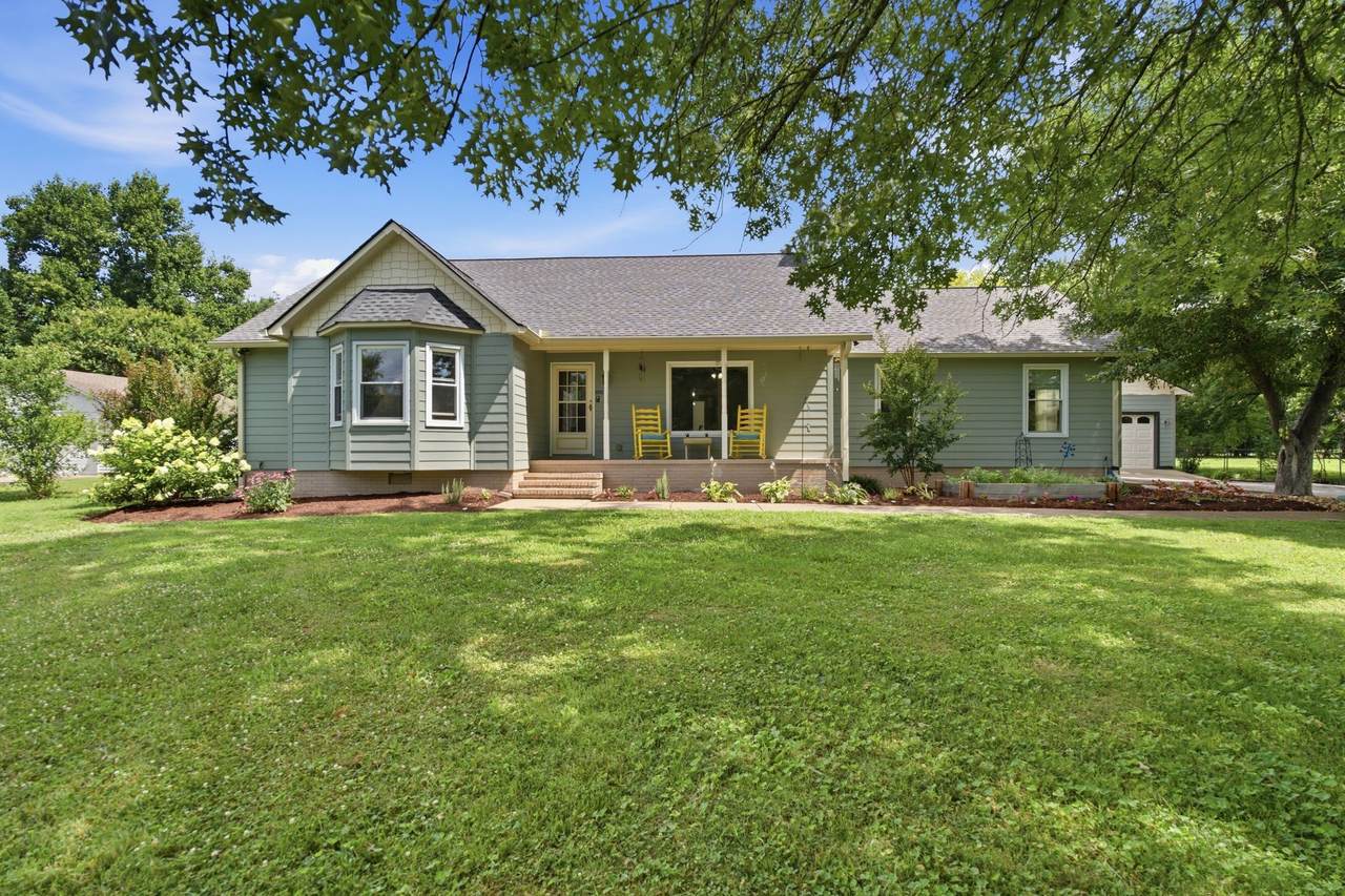 1168 Peebles Dr - Photo 1